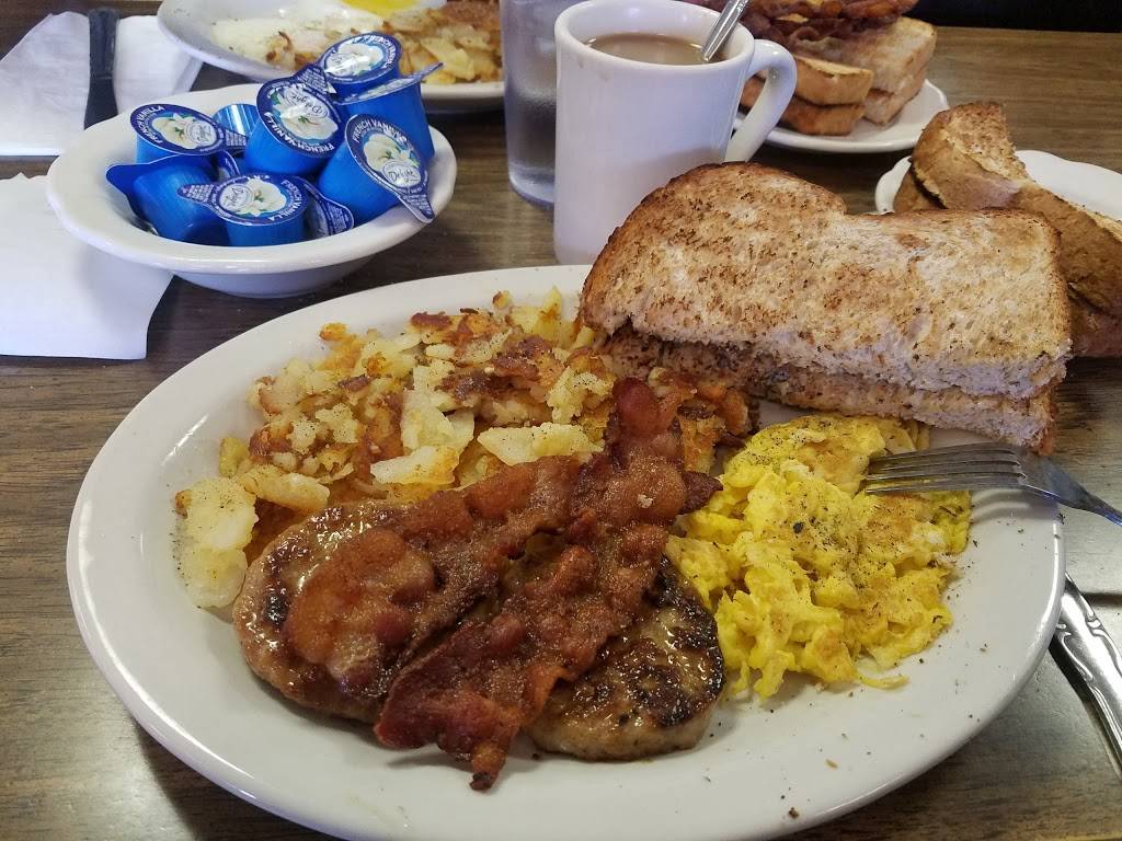 R & H Restaurant | restaurant | 418 E Main St, Fayette, OH 43521, USA | 4192372567 OR +1 419-237-2567