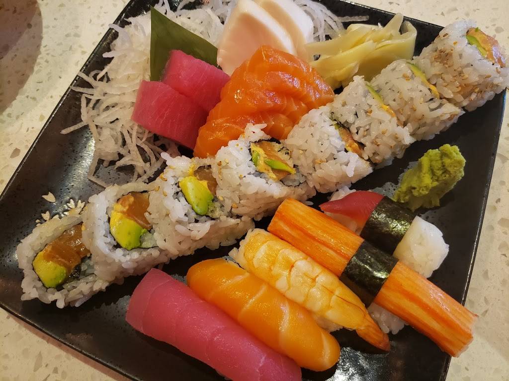 Chiba Sushi and Presotea Bubble Tea | restaurant | 3555 Don Mills Rd #5, North York, ON M2H 3N3, Canada | 4164928880 OR +1 416-492-8880