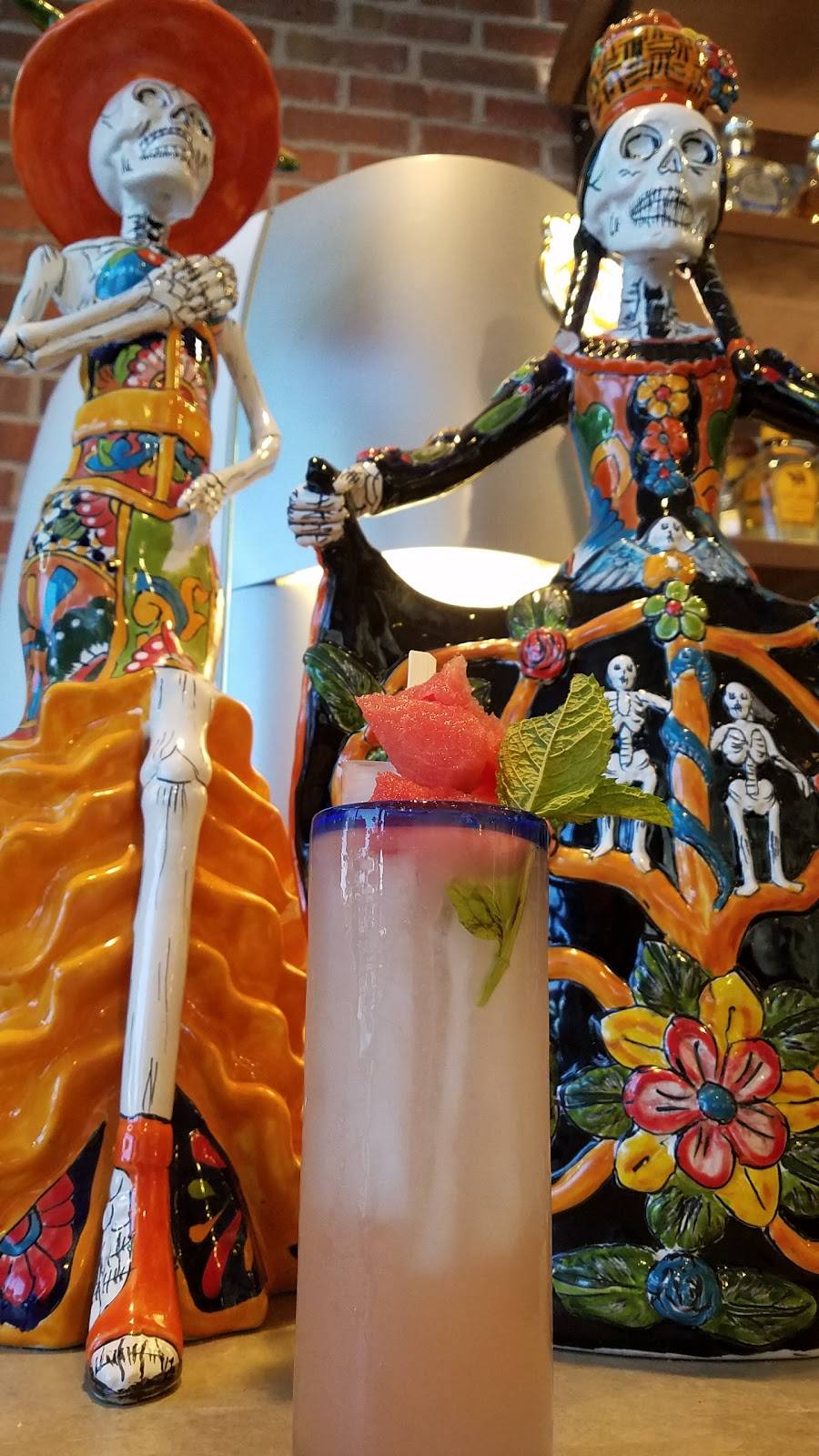 Agave Azul Kitchen & Tequila Bar | restaurant | 6724 E Whitmore Ave, Hughson, CA 95326, USA | 2098830800 OR +1 209-883-0800