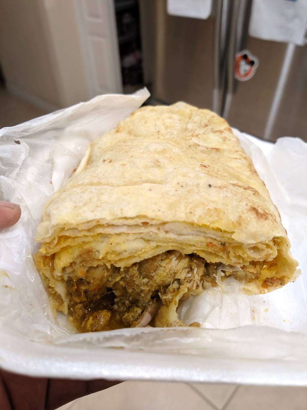 Bobbis Roti Hut | restaurant | 16215 FL-50 #101, Clermont, FL 34711, USA | 4072671567 OR +1 407-267-1567