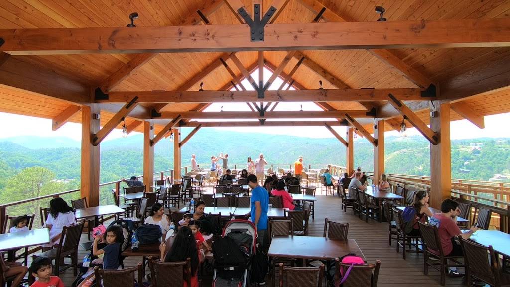 The Cliff Top Grill & Bar | restaurant | 576 Parkway, Gatlinburg, TN 37738, USA | 8653252400 OR +1 865-325-2400