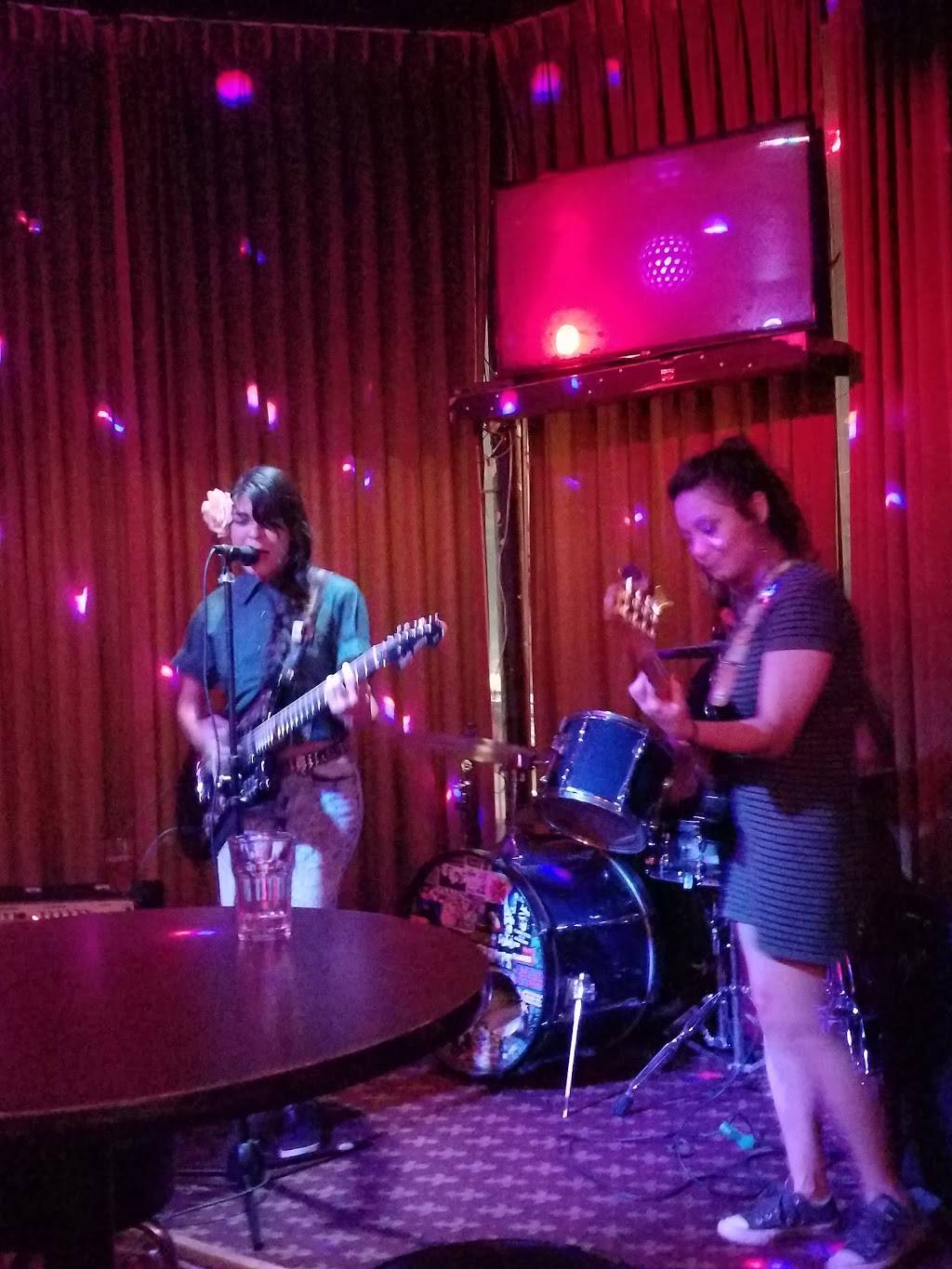 Universal Bar & Grill | restaurant | 4093 Lankershim Blvd, North Hollywood, CA 91602, USA | 8187662114 OR +1 818-766-2114