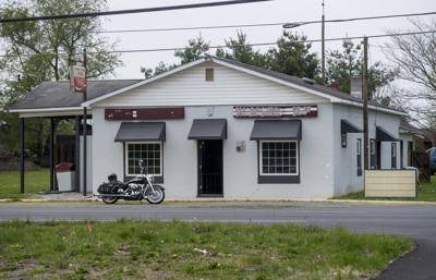 Lil Guss | restaurant | 703 Dogwood Ave, Grottoes, VA 24441, USA | 5402497172 OR +1 540-249-7172