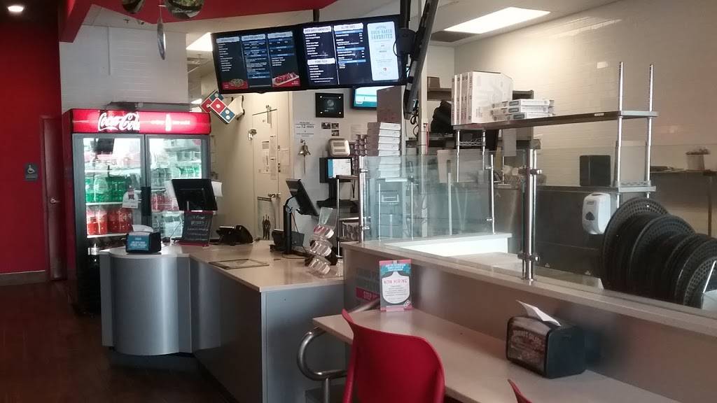 Dominos Pizza | meal delivery | 200 W North Ave, West Chicago, IL 60185, USA | 6305200606 OR +1 630-520-0606