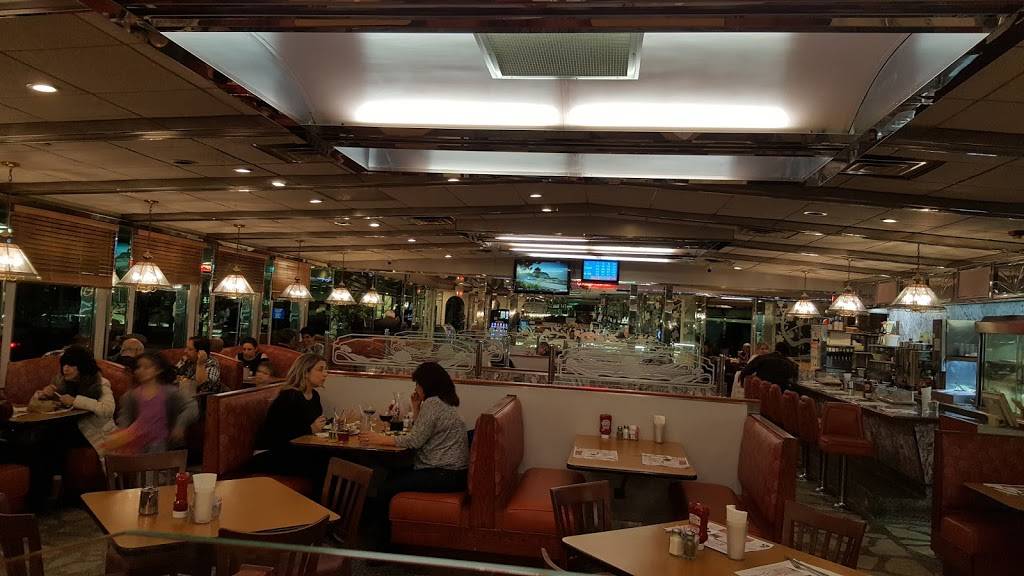 Mont Olympos Diner | restaurant | 1 Fort Hill Ave, Yonkers, NY 10710, USA | 9149614677 OR +1 914-961-4677
