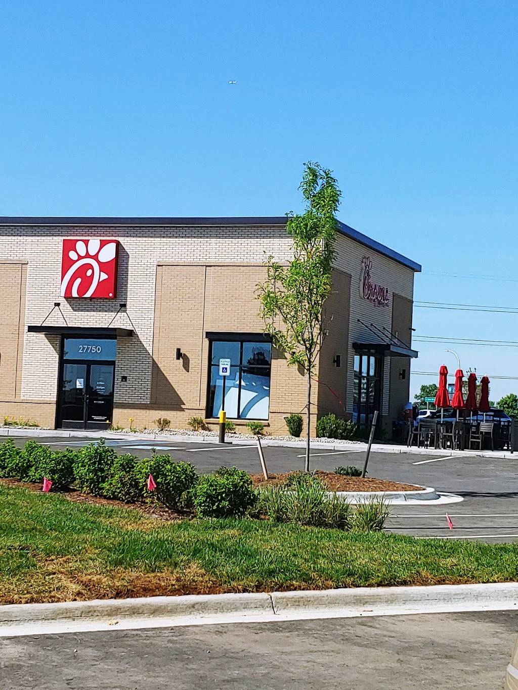 Chick-fil-A | restaurant | 27750 Novi Rd, Novi, MI 48377, USA | 2483498860 OR +1 248-349-8860