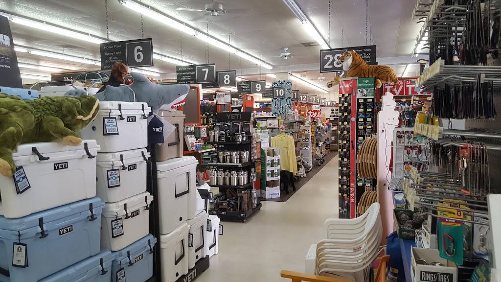 Family Hardware | restaurant | 622 SE 47th Terrace, Cape Coral, FL 33904, USA | 2395426365 OR +1 239-542-6365