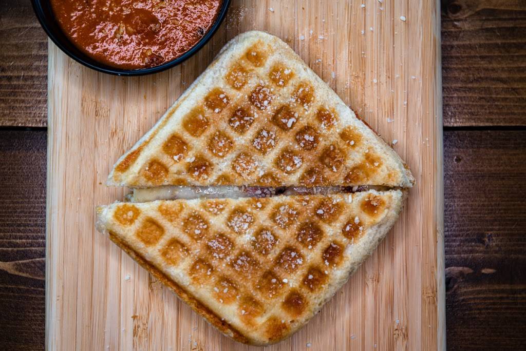 Grilled Cheezus | restaurant | 400 Pittman St, Orlando, FL 32801, USA | 4074207073 OR +1 407-420-7073