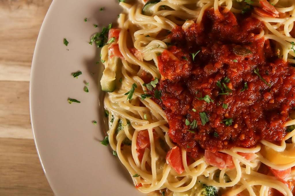 Bambinos Italian Café | restaurant | 904 Elm St #108, Columbia, MO 65201, USA | 5734476400 OR +1 573-447-6400