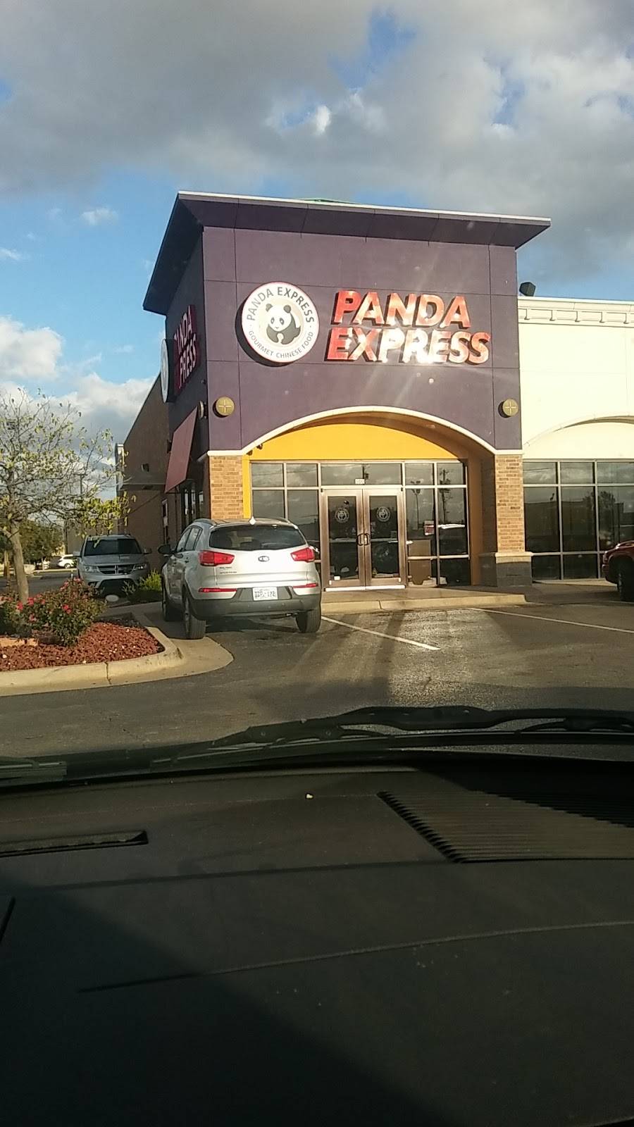 Panda Express | meal takeaway | 500 S MacArthur Blvd, Oklahoma City, OK 73128, USA | 4059480709 OR +1 405-948-0709