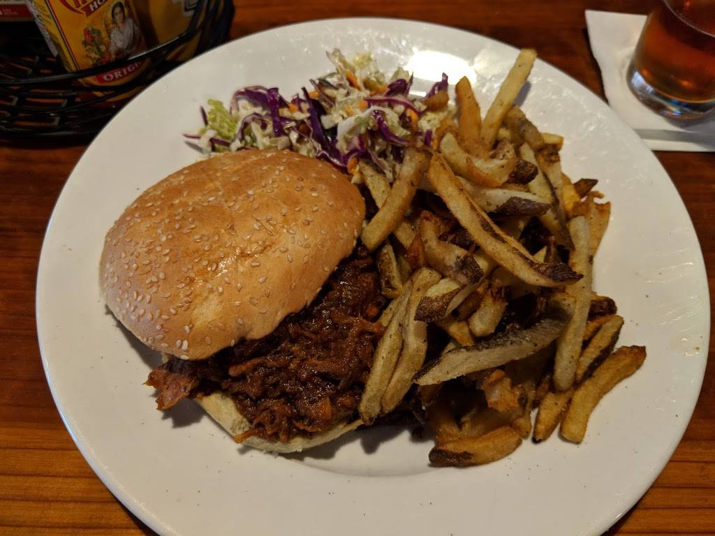 The Mountain House | restaurant | 13808 Skyline Blvd, Woodside, CA 94062, USA | 6508518541 OR +1 650-851-8541