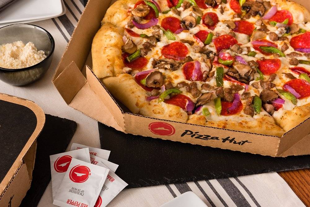 Pizza Hut | meal takeaway | 3439 Oak Lawn Ave, Dallas, TX 75219, USA | 2145221414 OR +1 214-522-1414