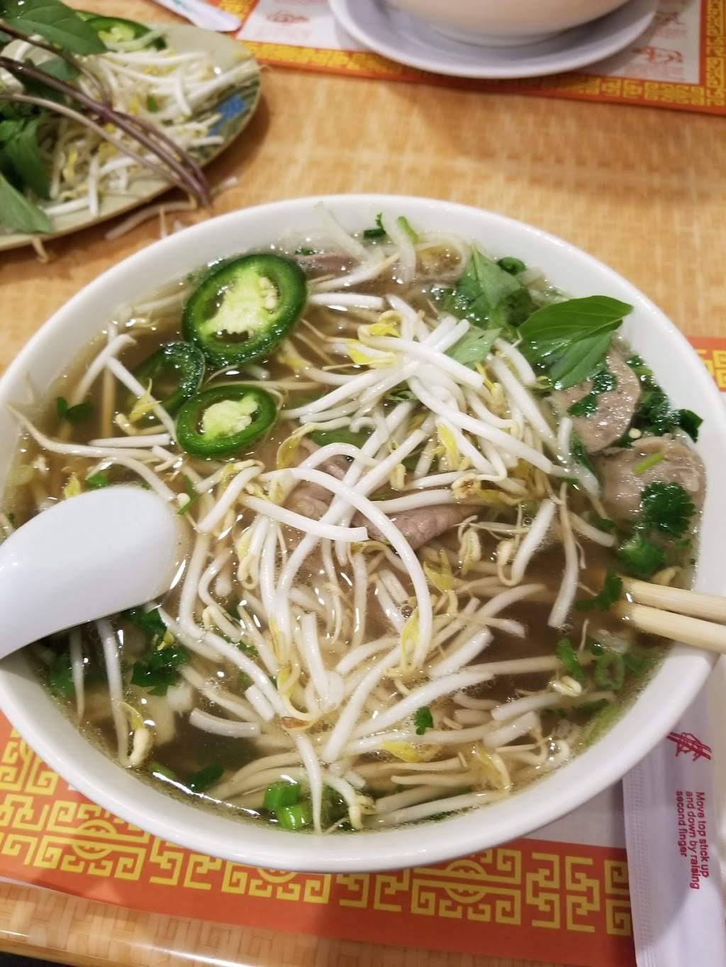 Hoa Binh Restaurant | restaurant | 14472 Brookhurst St, Garden Grove, CA 92843, USA | 7145313088 OR +1 714-531-3088