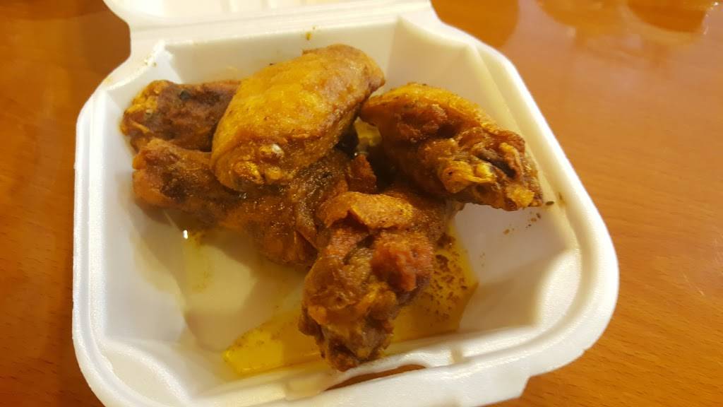 Americas Best Wings | restaurant | 3651 Bladensburg Rd, Colmar Manor, MD 20722, USA | 3016999464 OR +1 301-699-9464