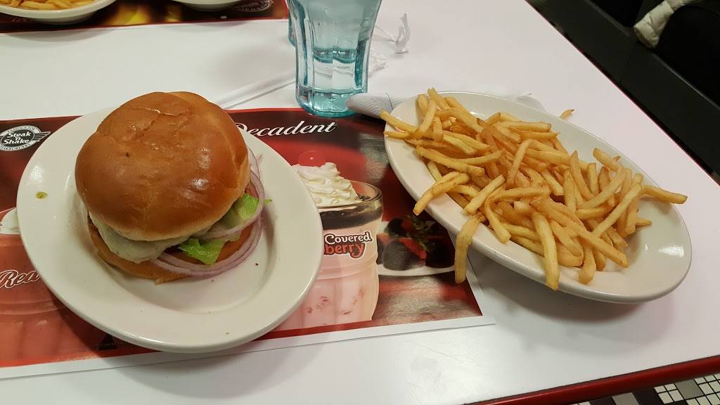 Steak n Shake | restaurant | 1001 Wylie Dr, Bloomington, IL 61704, USA | 3098282222 OR +1 309-828-2222