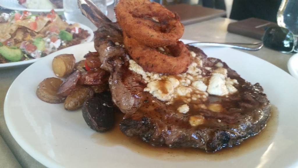 Five | restaurant | 1110 E Champlain Dr, Fresno, CA 93720, USA | 5594345553 OR +1 559-434-5553