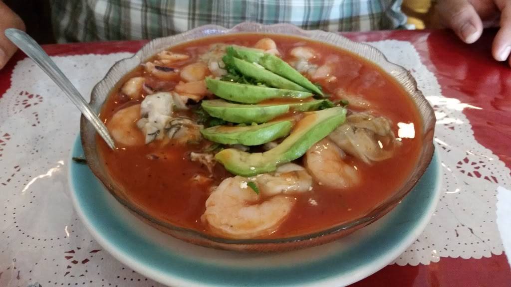 La Oaxaqueña Restaurant | restaurant | 4006, 3382 N Milwaukee Ave, Chicago, IL 60641, USA | 7735458585 OR +1 773-545-8585