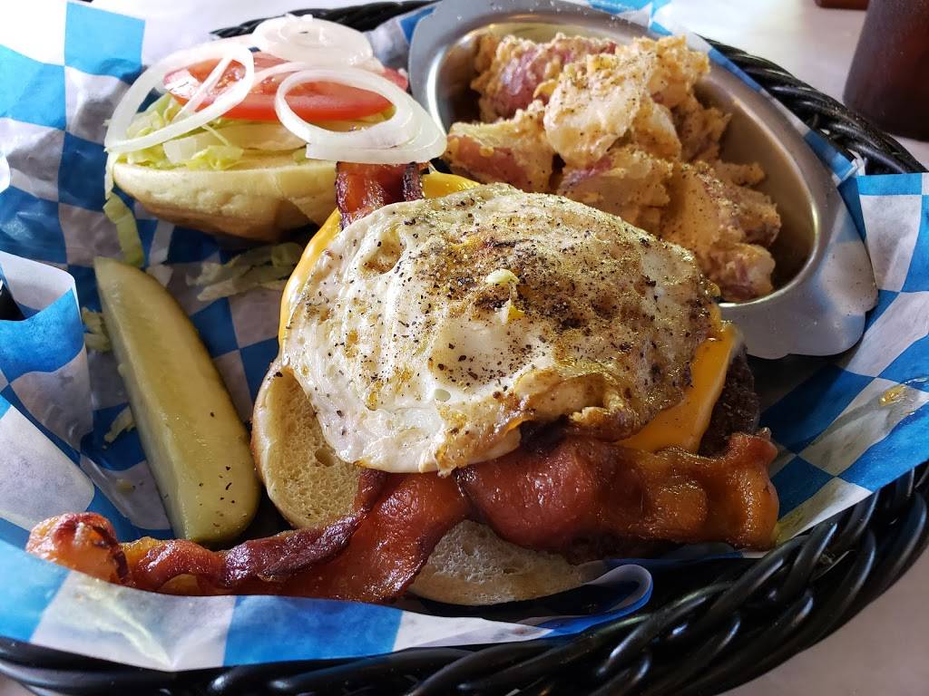 The Waterfront Restaurant & Marina | restaurant | 2131 Oleander St, St James City, FL 33956, USA | 2392830592 OR +1 239-283-0592