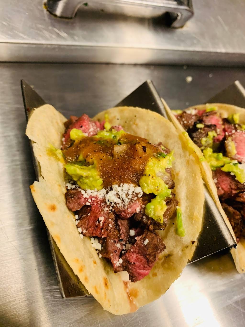 Guiso Mexican Kitchen | restaurant | 201 N Saginaw Blvd, Saginaw, TX 76179, USA | 8176159969 OR +1 817-615-9969