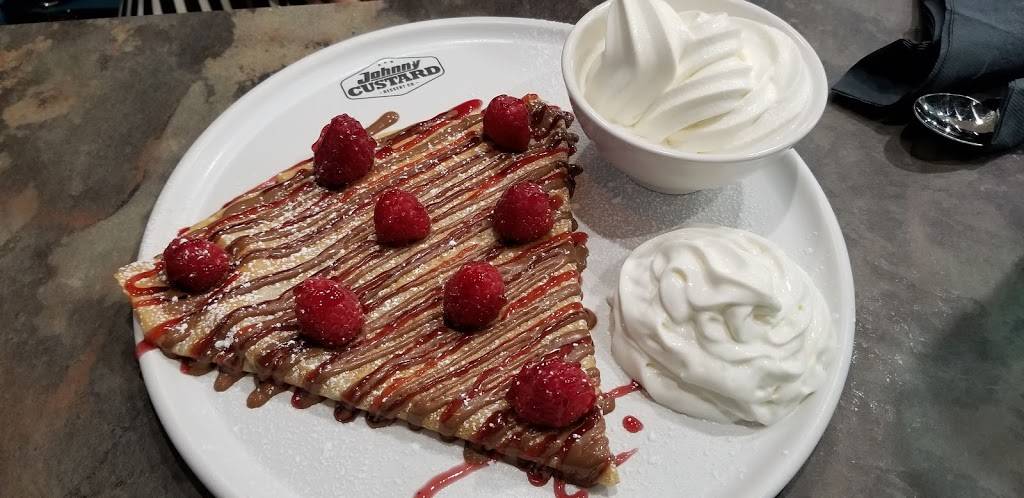 Johnny Custard | restaurant | 1961 Lawrence Ave E, Scarborough, ON M1R 2Y8, Canada | 4165517754 OR +1 416-551-7754