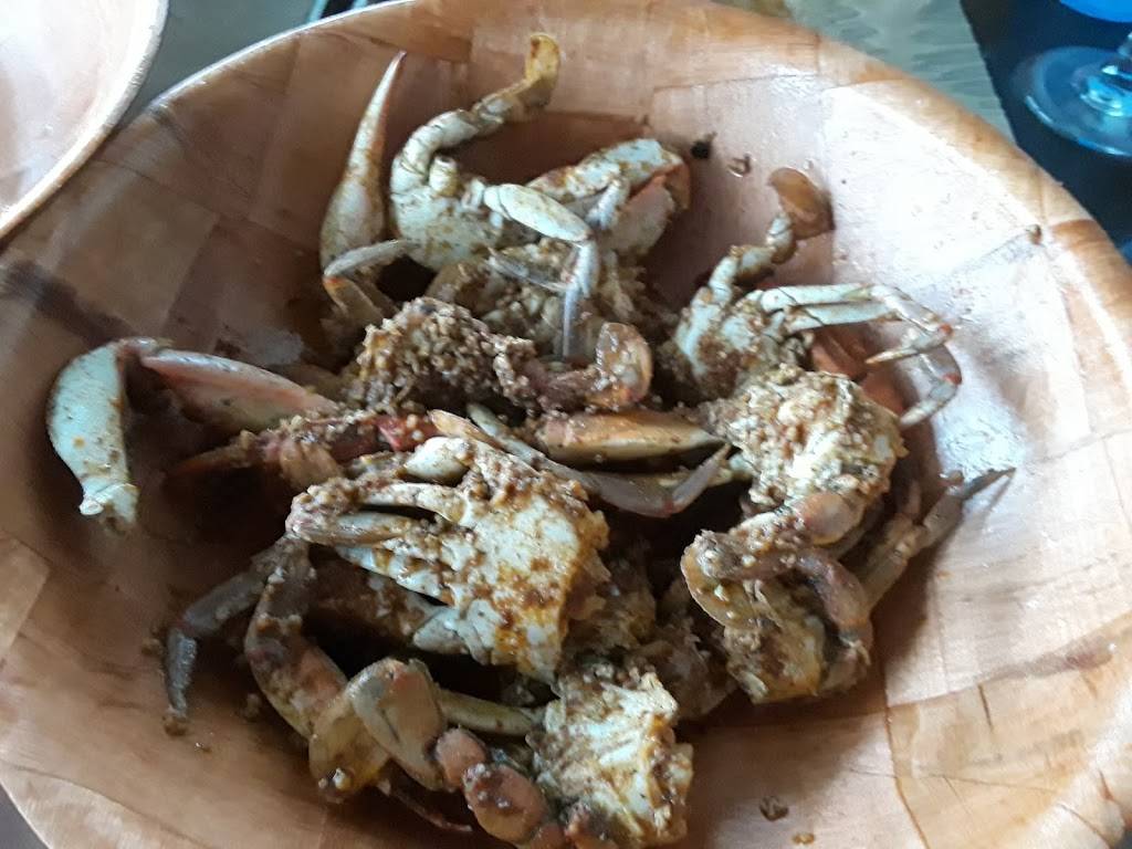 Crabby Lady Restaurant | restaurant | 123 Bayshore Way, Goodland, FL 34140, USA | 2395002722 OR +1 239-500-2722