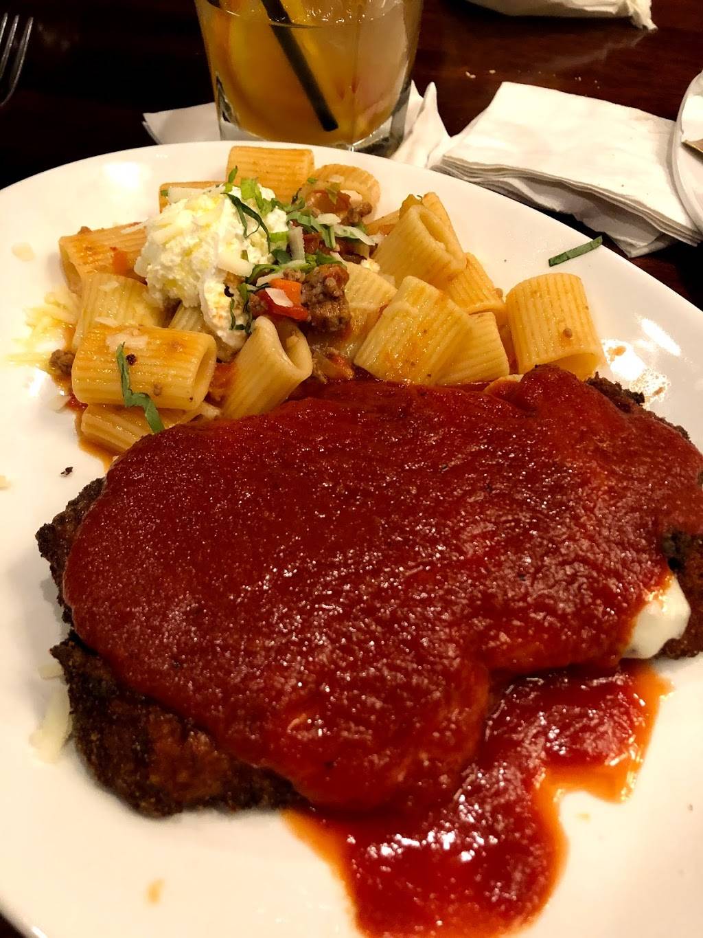 The Chateau - Franklin | restaurant | 466 King St, Franklin, MA 02038, USA | 7746139300 OR +1 774-613-9300