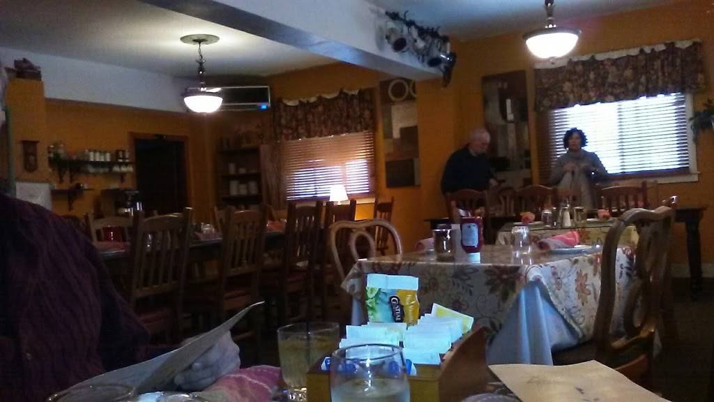 Zottolas Pub and Eatery | restaurant | 5068 Bakerstown Culmerville Rd, Tarentum, PA 15084, USA | 7242652095 OR +1 724-265-2095