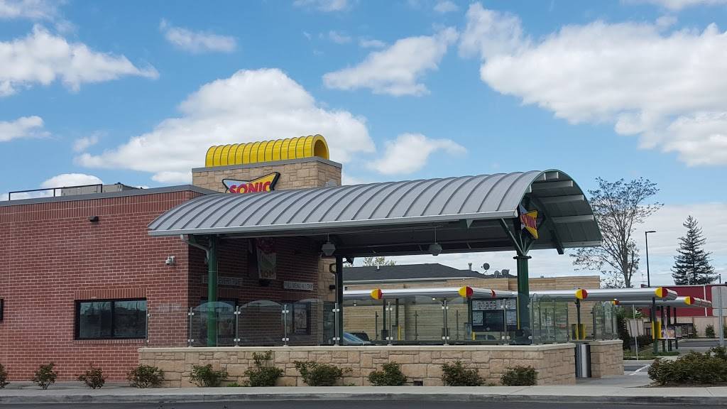 Sonic Drive-In | restaurant | 750 West Sunrise Hwy, Valley Stream, NY 11582, USA | 5168874768 OR +1 516-887-4768