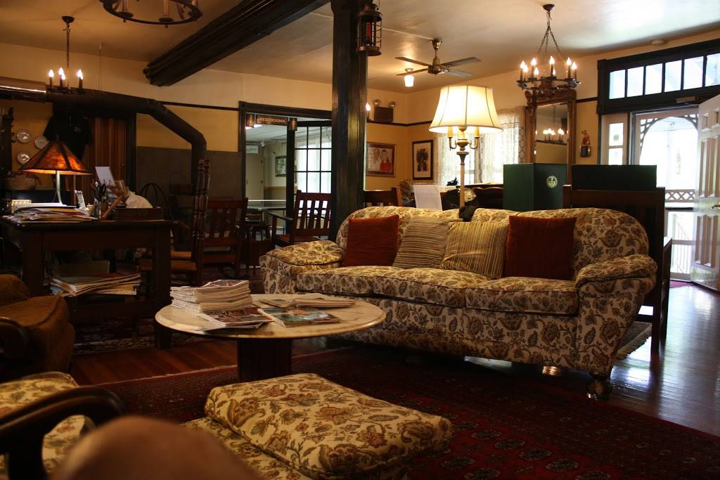 The Inn Starlight Lake & Restaurant | restaurant | 289 Starlight Lake Rd, Starlight, PA 18461, USA | 5707982519 OR +1 570-798-2519