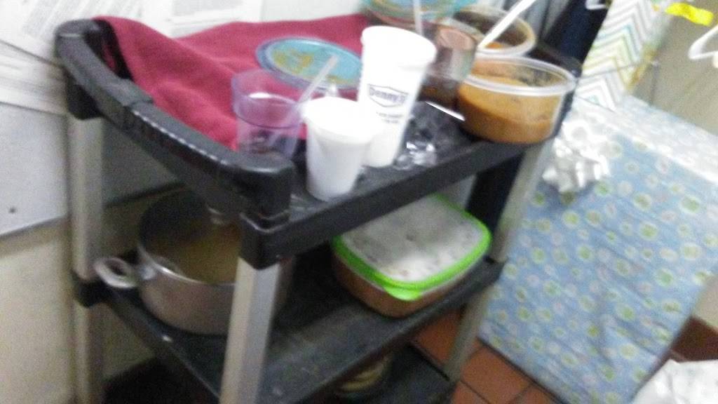 Dennys | restaurant | 82120 CA-111, Indio, CA 92201, USA | 7603424114 OR +1 760-342-4114