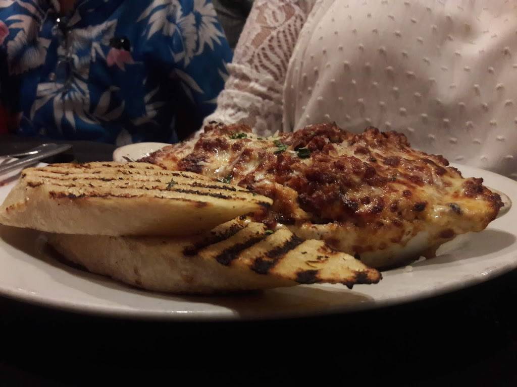 Karlines Restaurant & Bar | restaurant | 1100 Center St, Redding, CA 96001, USA | 5302447663 OR +1 530-244-7663