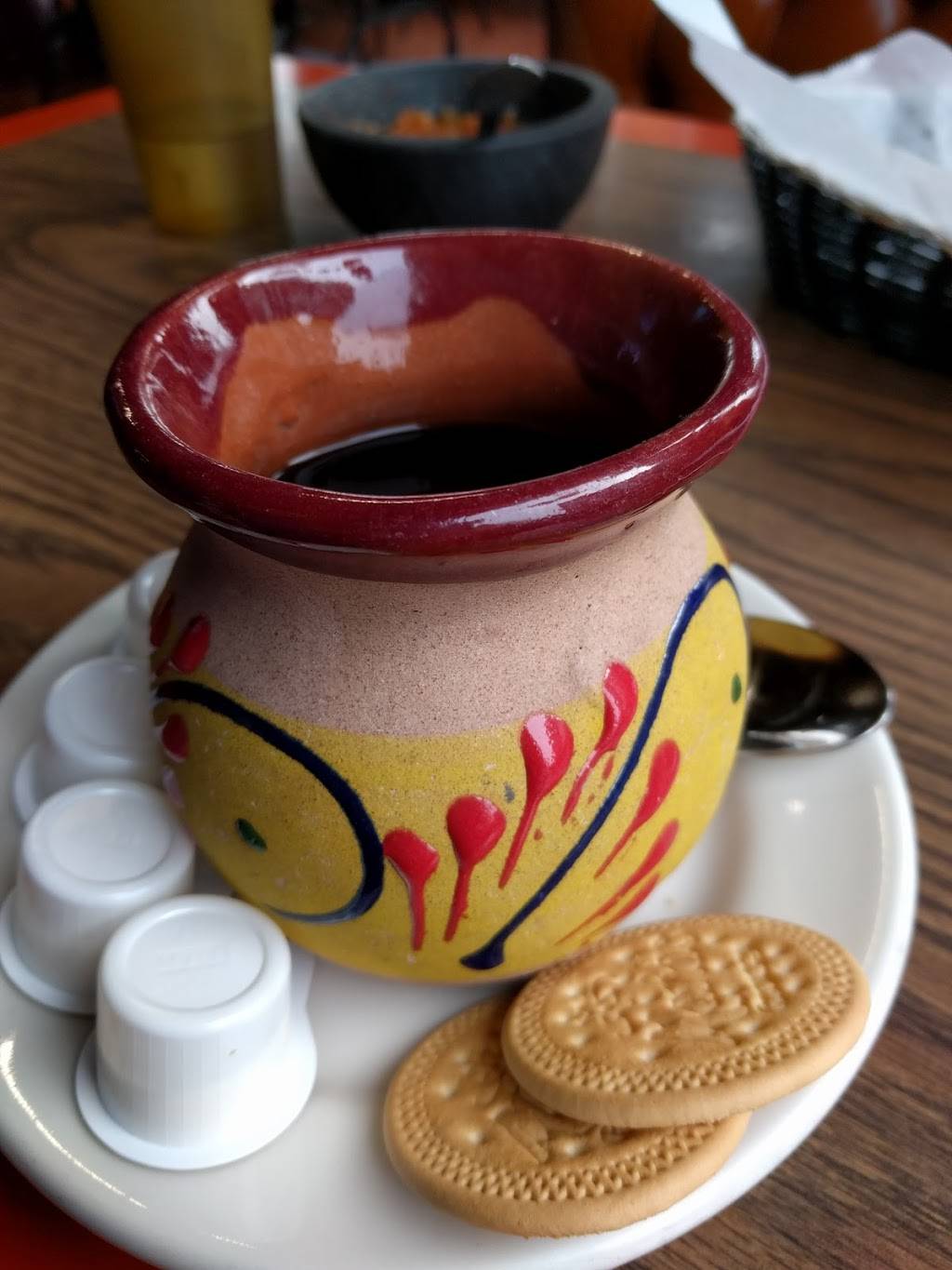 El chubasco | restaurant | 1658 W Cermak Rd, Chicago, IL 60608, USA | 3122269220 OR +1 312-226-9220