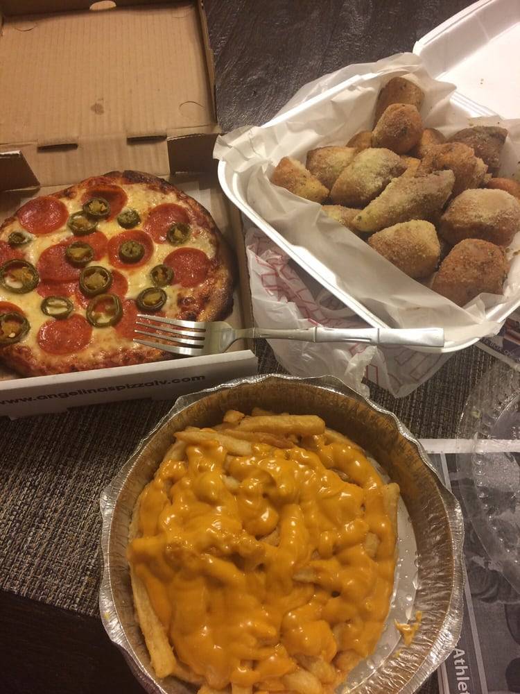 Angelinas Pizzeria | restaurant | 7790 W Cheyenne Ave, Las Vegas, NV 89129, USA | 7024633500 OR +1 702-463-3500