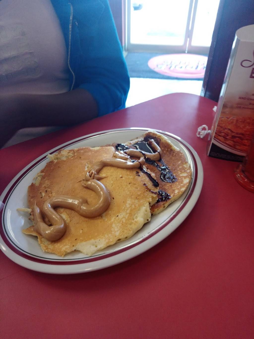 Huddle House | restaurant | 1904 W Evans St, Florence, SC 29501, USA | 8436678898 OR +1 843-667-8898