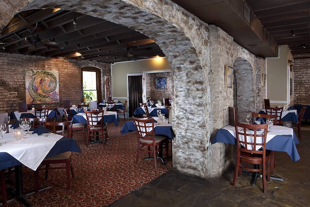 Alligator Soul Restaurant | restaurant | 114 Barnard St, Savannah, GA 31401, USA | 9122327899 OR +1 912-232-7899