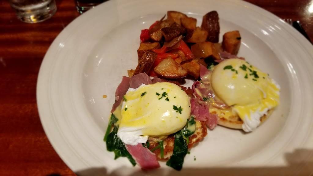 Boxcar Tavern | restaurant | 224 7th St SE, Washington, DC 20003, USA | 2025440518 OR +1 202-544-0518