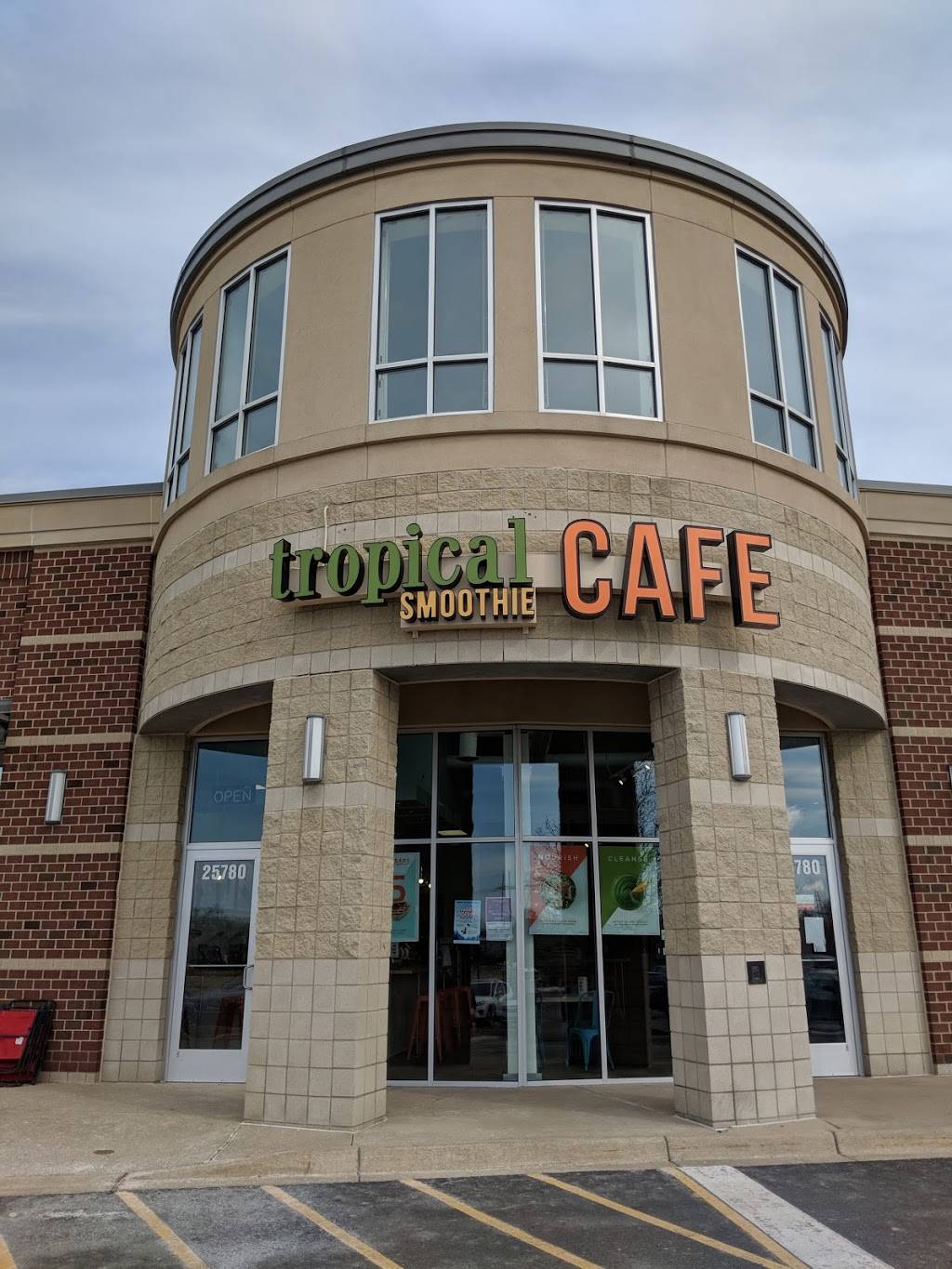 Tropical Smoothie Cafe | restaurant | 25780 Pontiac Trail, South Lyon, MI 48178, USA | 2482786336 OR +1 248-278-6336
