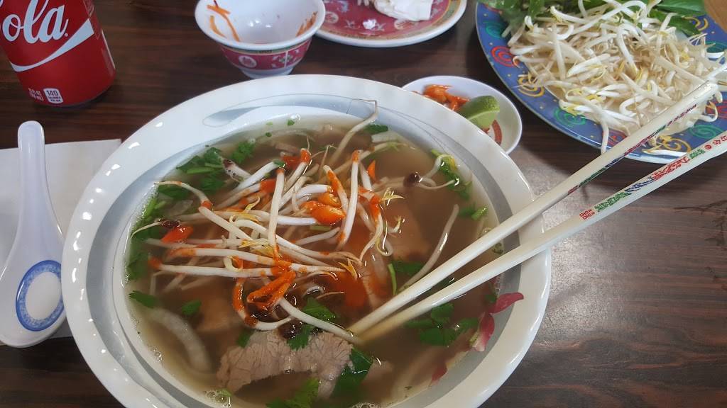 Pho Tuong Lai Restaurant | restaurant | 355 New Park Ave, Hartford, CT 06106, USA | 8605239134 OR +1 860-523-9134
