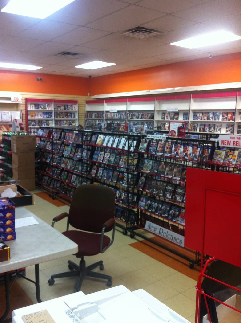 Jeans Variety | meal takeaway | 144 Burton Av, Barrie, ON L4N 2R8, Canada | 7057265224 OR +1 705-726-5224