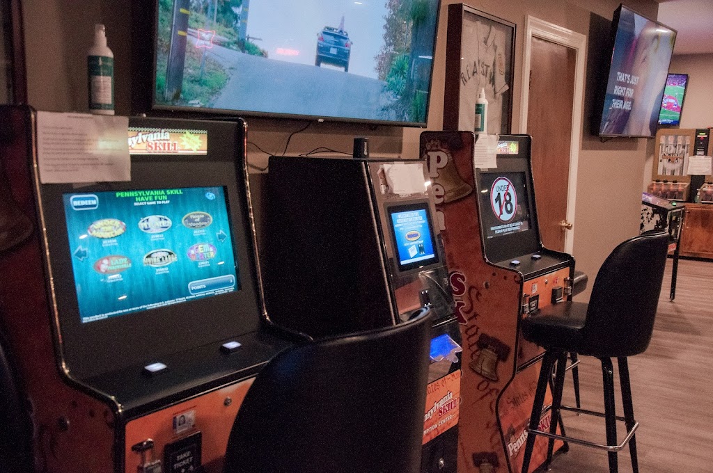 Reamstown Athletic Association | restaurant | 76 N Reamstown Rd, Reamstown, PA 17567, USA | 7173364343 OR +1 717-336-4343