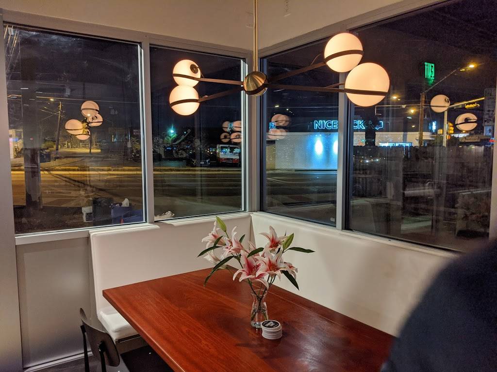 Counter Cafe | restaurant | 603 W 29th St, Austin, TX 78705, USA | 5123835451 OR +1 512-383-5451