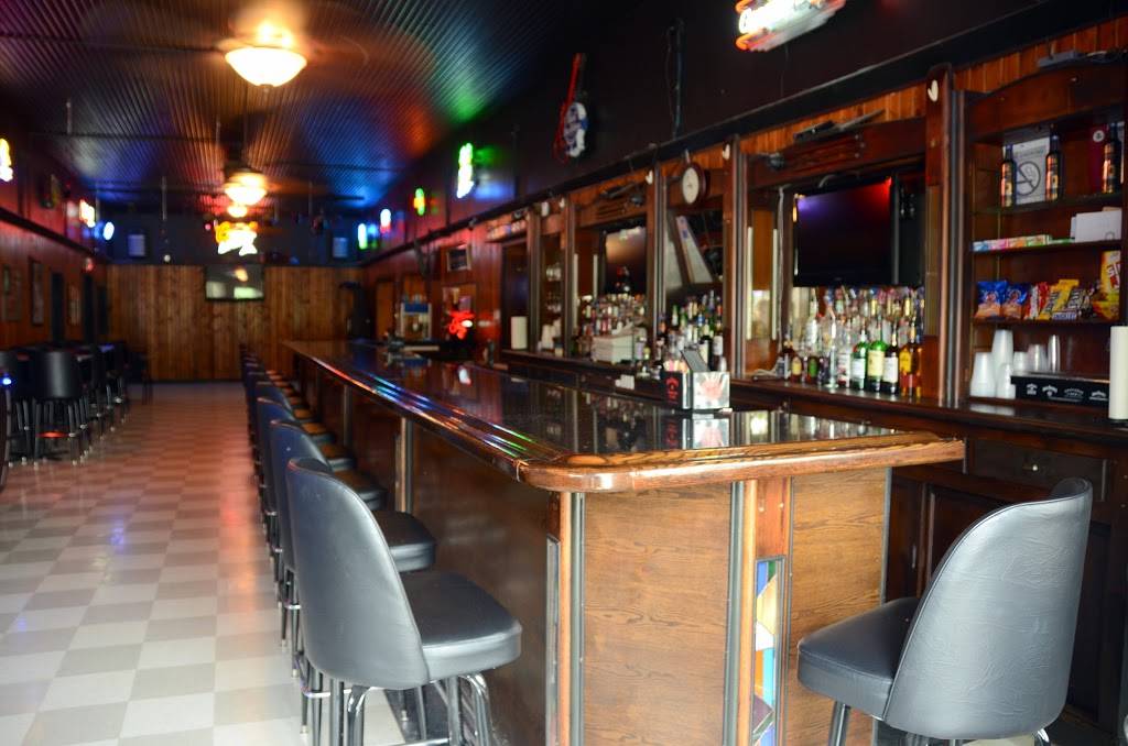 The Burg | restaurant | 105 W Washington St, Edinburg, IL 62531, USA | 2176234056 OR +1 217-623-4056