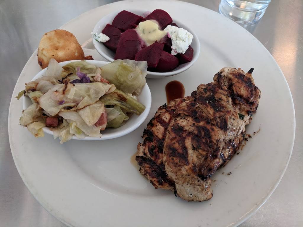 Public House Restaurant | restaurant | 1110 Market St, Chattanooga, TN 37402, USA | 4232663366 OR +1 423-266-3366