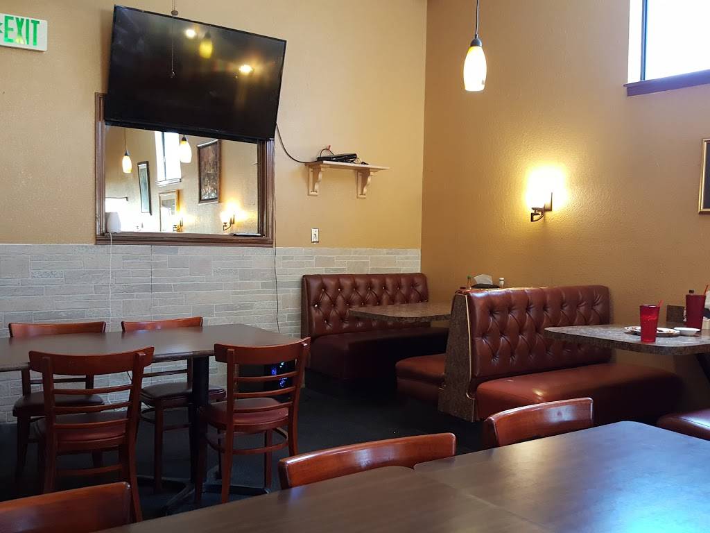 Docs QIn Pit Shop | restaurant | 2650, 421 Maze Blvd, Modesto, CA 95351, USA | 2095237427 OR +1 209-523-7427