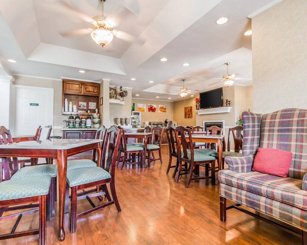 Quality Inn Pooler - Savannah I-95 | restaurant | 125 Bourne Ave, Pooler, GA 31322, USA | 9127480017 OR +1 912-748-0017