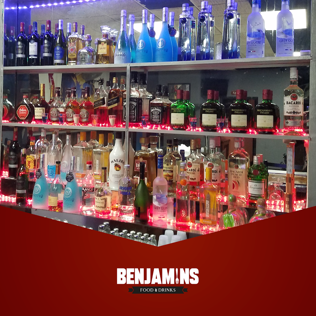 Benjamins Food & Drinks | restaurant | 2160 Mears Pkwy, Margate, FL 33063, USA | 7542228934 OR +1 754-222-8934