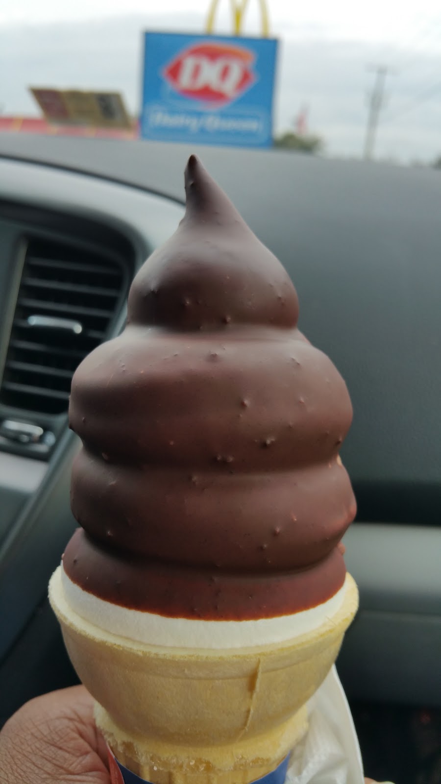 Dairy Queen (Treat) | restaurant | 3220 Western Branch Blvd, Chesapeake, VA 23321, USA | 7576864817 OR +1 757-686-4817