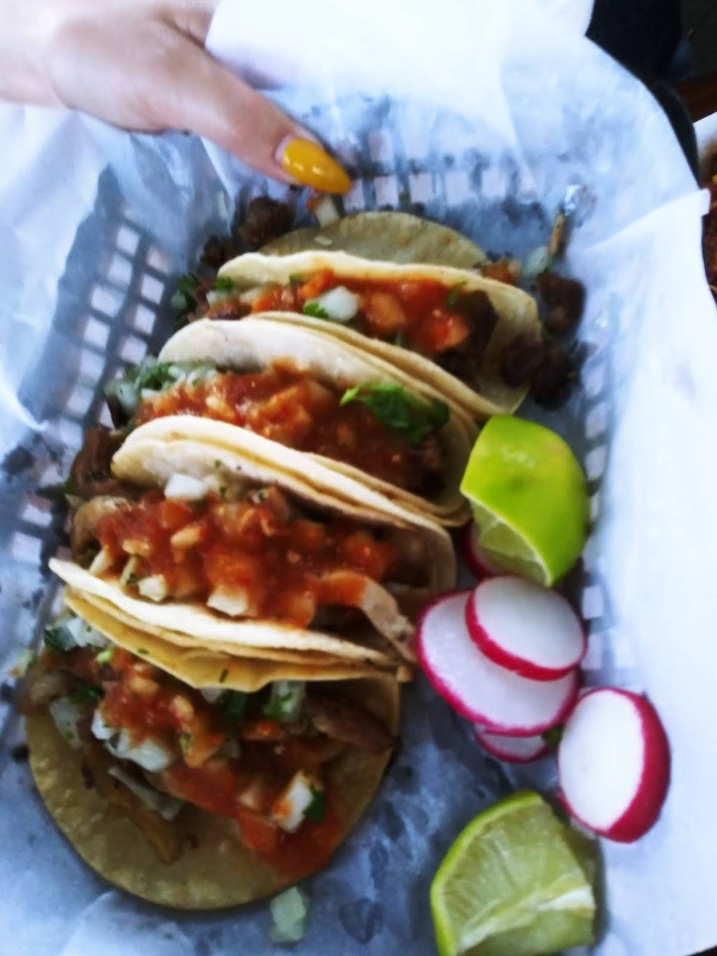 Boathouse Restaurant | restaurant | 2685 Lakeshore Blvd, Nice, CA 95464, USA | 7072741100 OR +1 707-274-1100