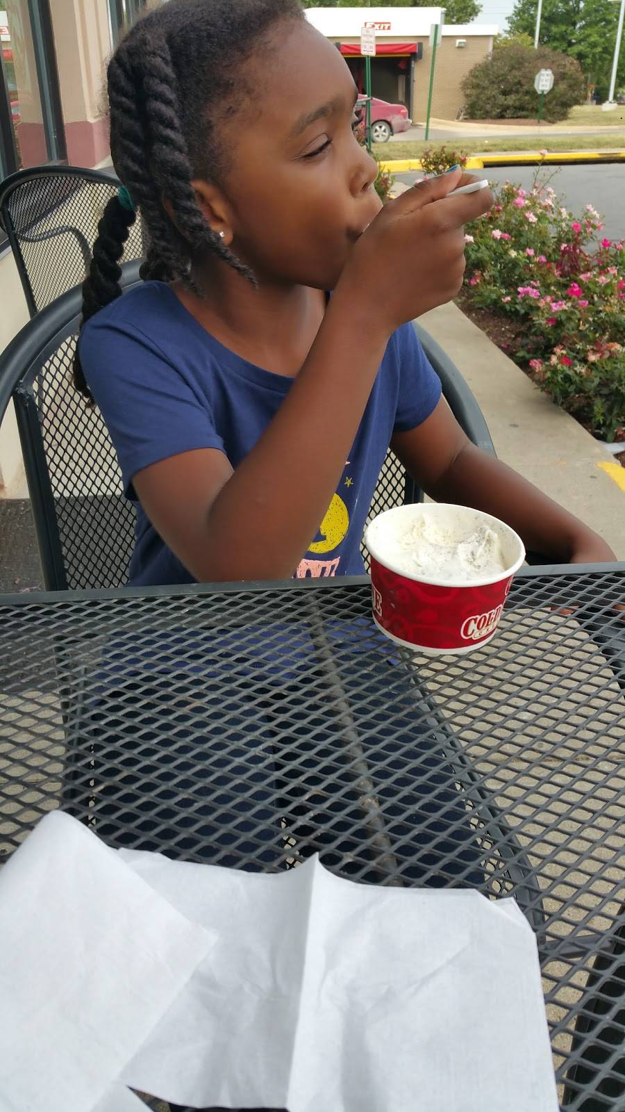 Cold Stone Creamery | bakery | 1013 Edwards Ferry Rd NE, Leesburg, VA 20176, USA | 7037719060 OR +1 703-771-9060