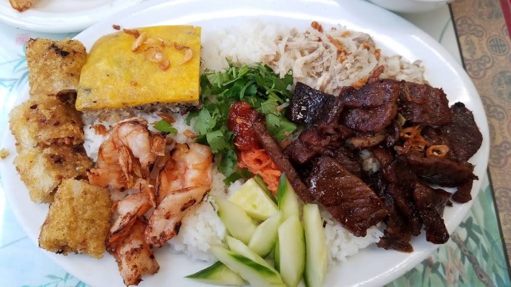 Viet Hoa Restaurant | restaurant | 4805 Laguna Blvd # 101, Elk Grove, CA 95758, USA | 9164284295 OR +1 916-428-4295